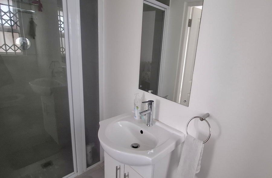 2 Bedroom Property for Sale in Beacon Bay Eastern Cape
